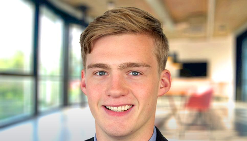 Oliver Shale is a Senior Investment Associate at Ruffer LLP